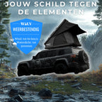 Weerbestendige WOLV Hardcase daktent op een 4x4 in zware regen, bestand tegen 60 km/u wind en 3000 mm waterkolom