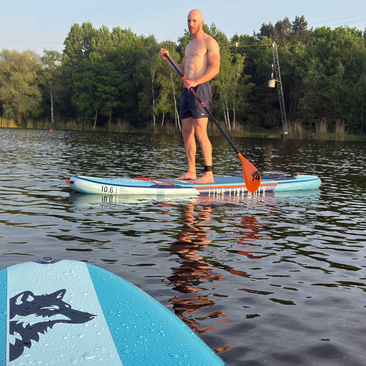 WOLV NAVIGATE 10.6 – STEIFES AUFBLASBARES SUP MIT 18 PSI DRUCK